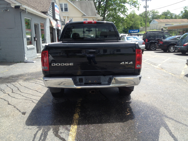 2002 Dodge Ram 1500 4X2 Extended CAB 122.9 IN