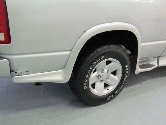 2002 Dodge Ram 1500 Sahara 4X4