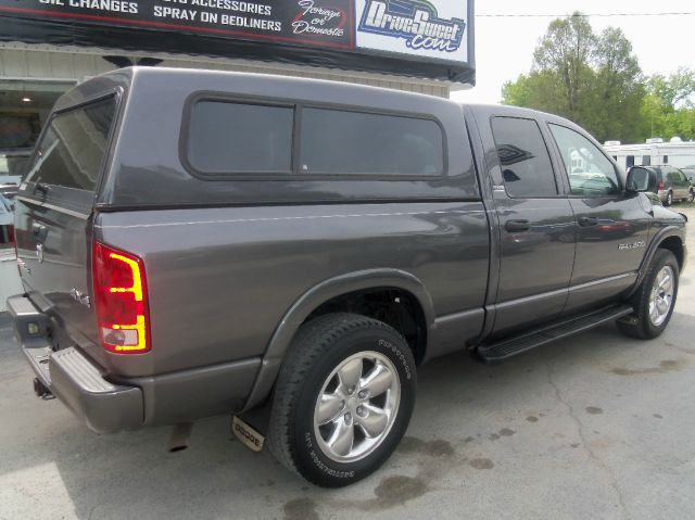 2002 Dodge Ram 1500 4X2 Extended CAB 122.9 IN