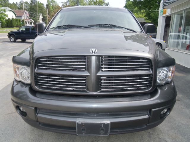 2002 Dodge Ram 1500 4X2 Extended CAB 122.9 IN