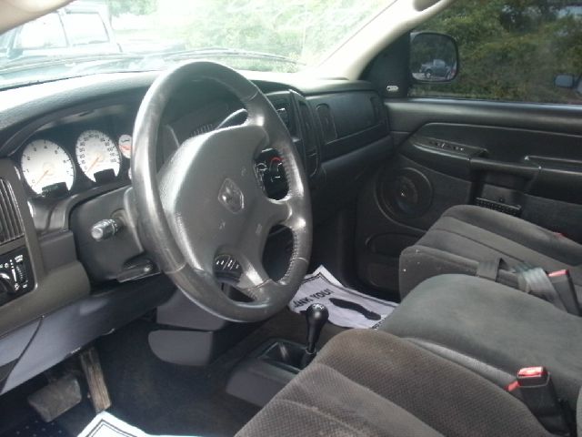 2002 Dodge Ram 1500 EX W/ Leather And DVD