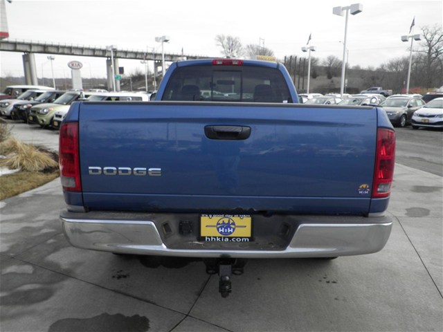 2002 Dodge Ram 1500 Base