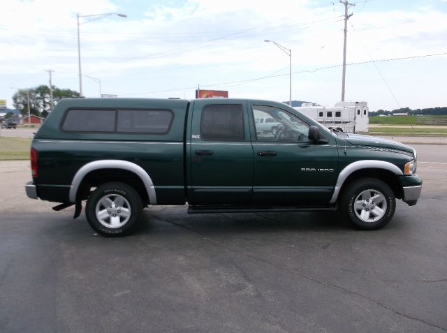 2002 Dodge Ram 1500 4dr 4WD EXT LS 4x4 SUV