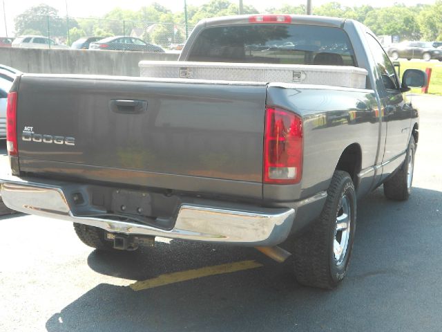 2002 Dodge Ram 1500 4dr Touring