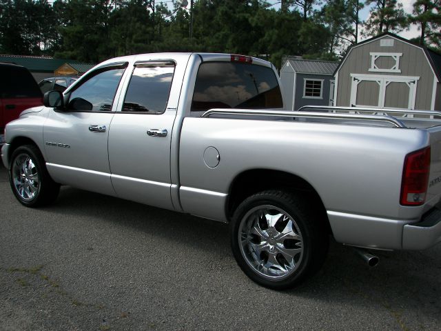 2002 Dodge Ram 1500 Crew Cab 4-wheel Drive LTZ