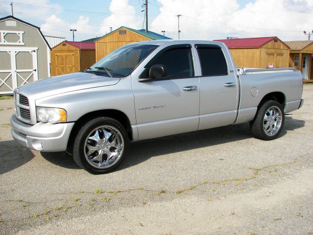 2002 Dodge Ram 1500 Crew Cab 4-wheel Drive LTZ