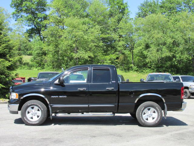 2002 Dodge Ram 1500 323i 4dr Sdn Sedan