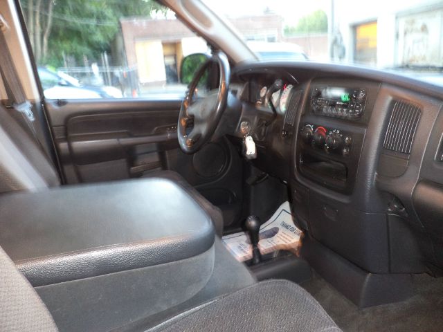 2002 Dodge Ram 1500 Reg Cab 135 WB HD 4WD