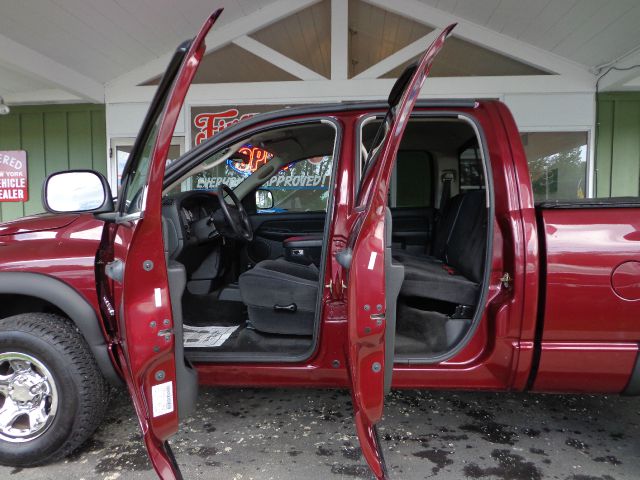 2003 Dodge Ram 1500 4dr 4WD EXT LS 4x4 SUV