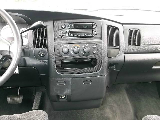 2003 Dodge Ram 1500 Crew Cab 4-wheel Drive LTZ