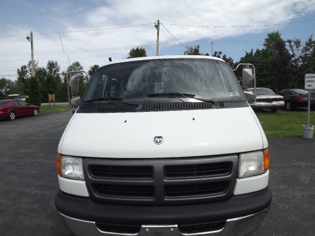 2003 Dodge Ram 1500 FWD CXS