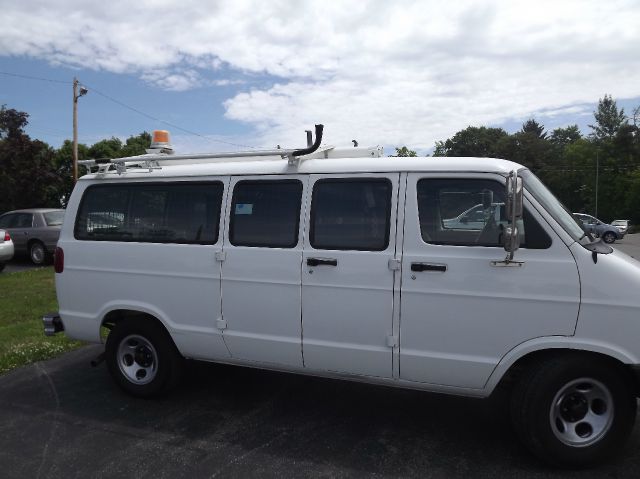 2003 Dodge Ram 1500 FWD CXS