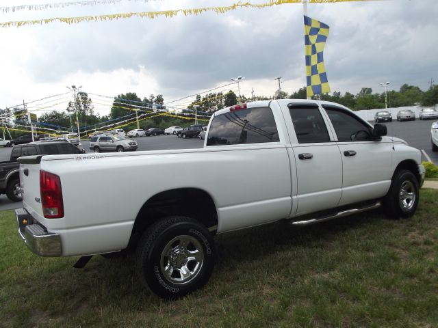 2003 Dodge Ram 1500 Wagon SE