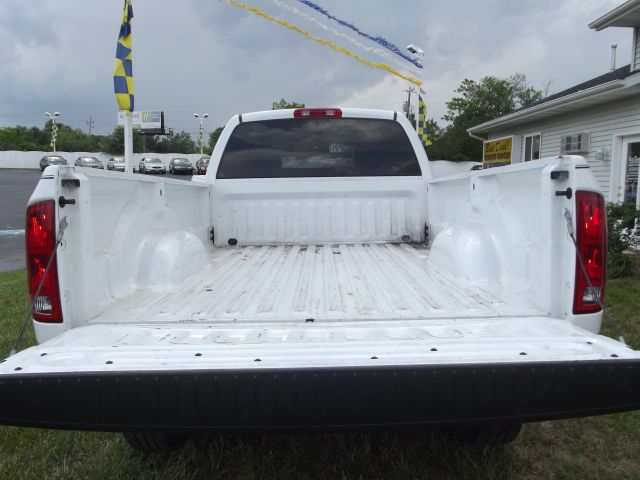 2003 Dodge Ram 1500 Wagon SE