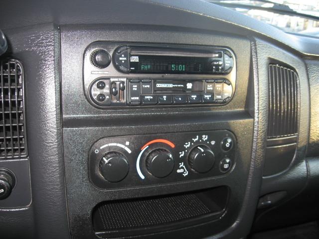 2003 Dodge Ram 1500 SLT