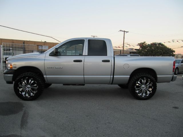 2003 Dodge Ram 1500 4dr 114 WB XLT 4WD