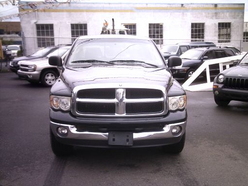 2003 Dodge Ram 1500 4dr 114 WB XLT 4WD