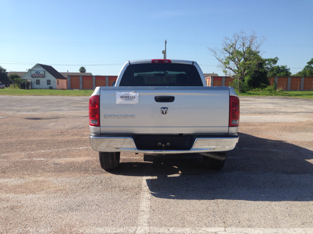 2004 Dodge Ram 1500 4dr LX 4WD Auto