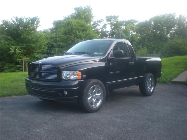 2004 Dodge Ram 1500 S Auto