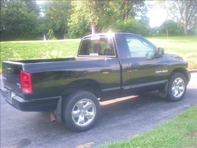 2004 Dodge Ram 1500 S Auto