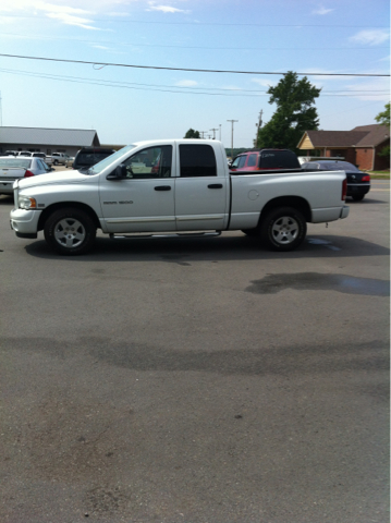 2004 Dodge Ram 1500 4dr LX 4WD Auto