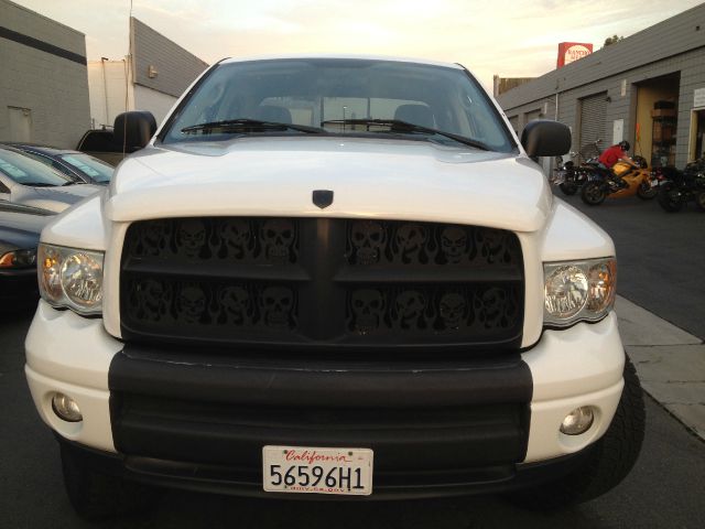 2004 Dodge Ram 1500 LS ES