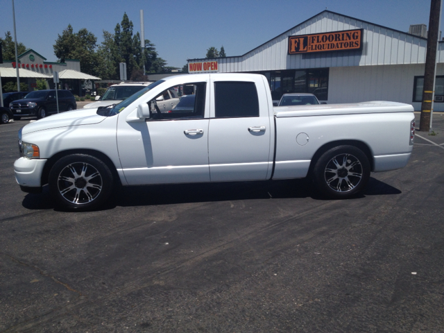 2004 Dodge Ram 1500 LS ES