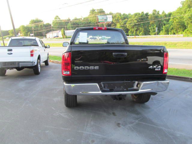 2004 Dodge Ram 1500 Collection Rogue