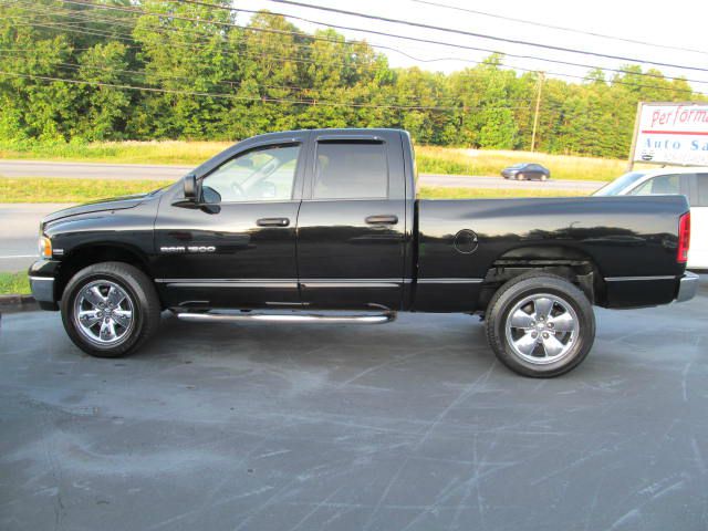 2004 Dodge Ram 1500 Collection Rogue