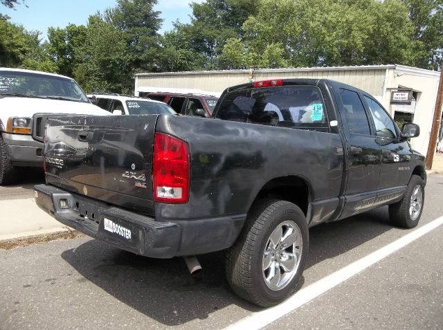 2004 Dodge Ram 1500 XLT Super Cab 4WD