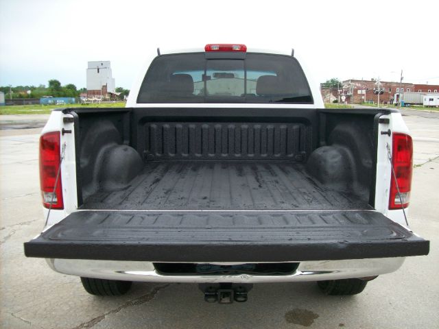 2004 Dodge Ram 1500 Collection Rogue