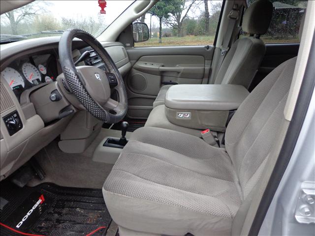 2004 Dodge Ram 1500 SLT