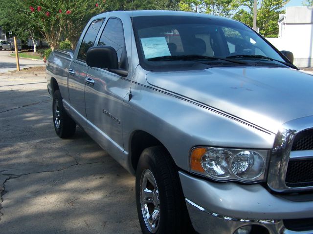 2004 Dodge Ram 1500 Ext WT