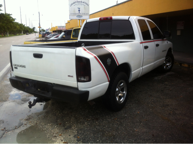 2004 Dodge Ram 1500 LS ES