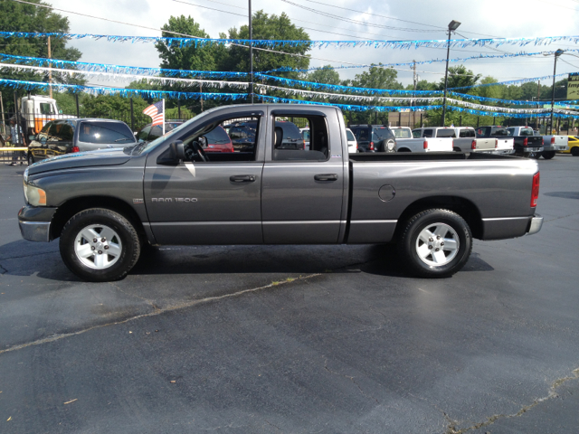 2004 Dodge Ram 1500 LS ES