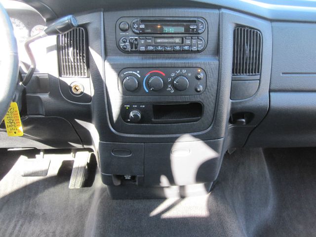 2004 Dodge Ram 1500 Collection Rogue