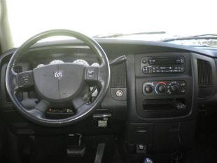 2004 Dodge Ram 1500 SLT