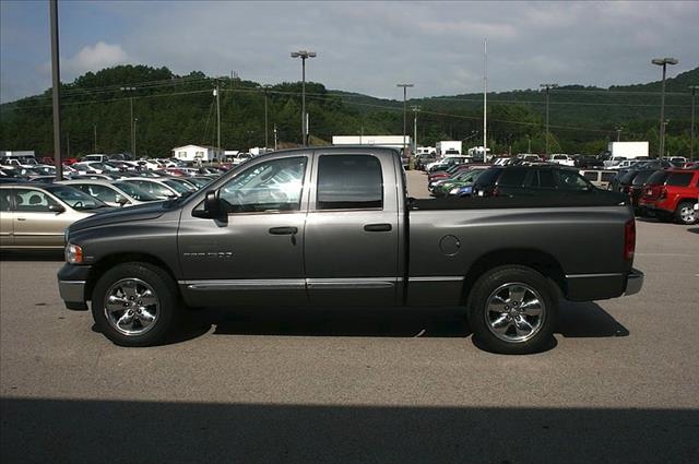 2004 Dodge Ram 1500 4dr Wgn SXT AWD