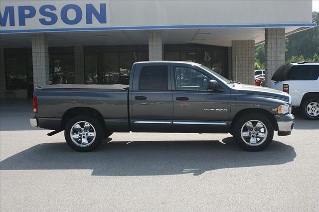 2004 Dodge Ram 1500 4dr Wgn SXT AWD