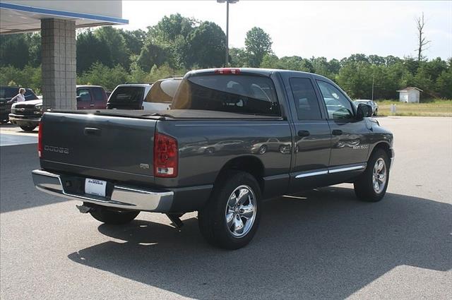 2004 Dodge Ram 1500 4dr Wgn SXT AWD