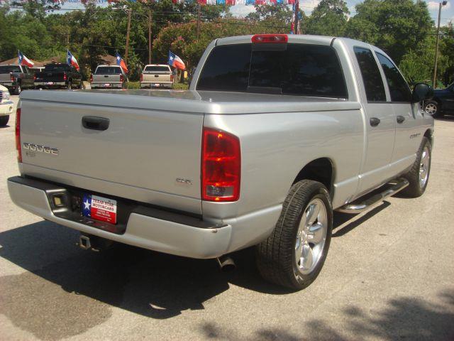 2004 Dodge Ram 1500 SLT