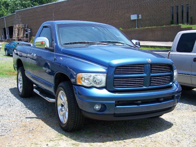 2004 Dodge Ram 1500 Wagon SE