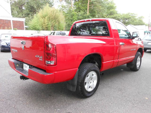 2004 Dodge Ram 1500 Wagon SE