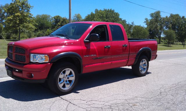 2004 Dodge Ram 1500 4d Wagon AWD