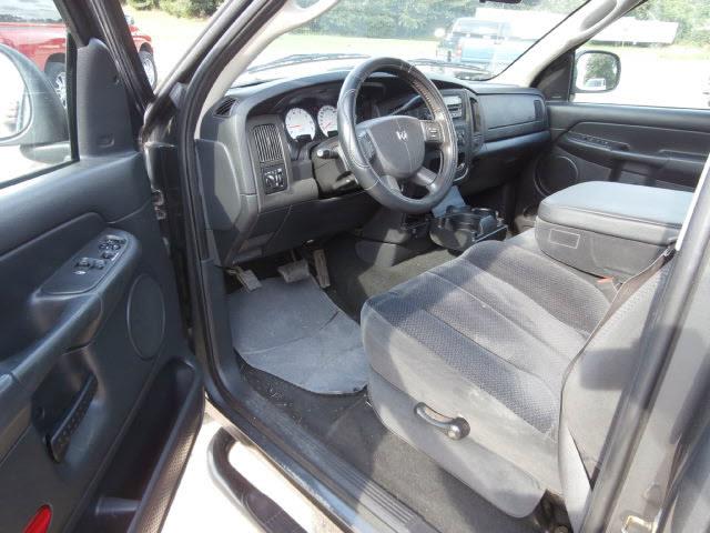 2004 Dodge Ram 1500 SLT