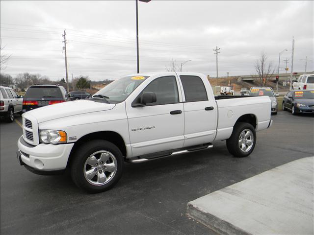 2004 Dodge Ram 1500 SLT