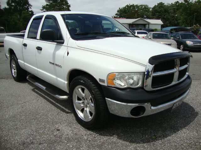 2004 Dodge Ram 1500 4dr LX 4WD Auto