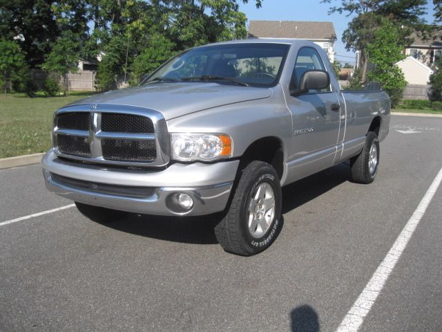 2004 Dodge Ram 1500 HD Reg. Cab 8-ft. Bed 2WD