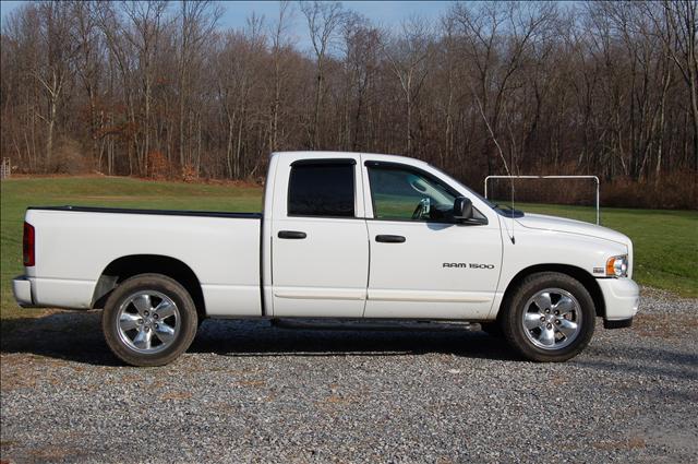 2004 Dodge Ram 1500 SL2