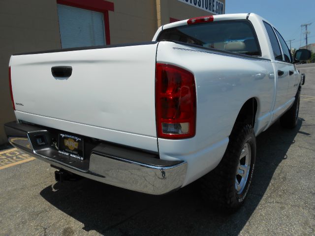 2004 Dodge Ram 1500 4dr LX 4WD Auto